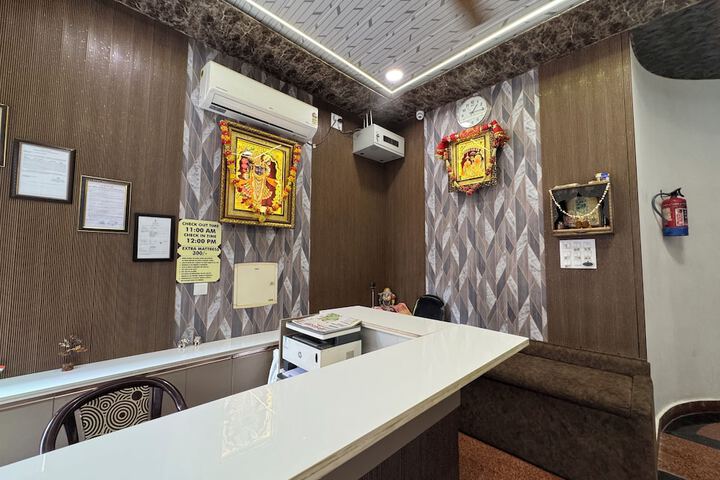 Hotel Interior 7 of 32