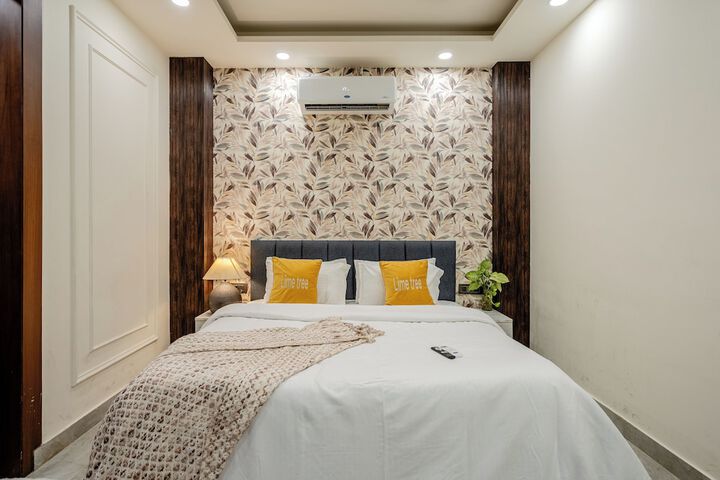 Room 15 of 29