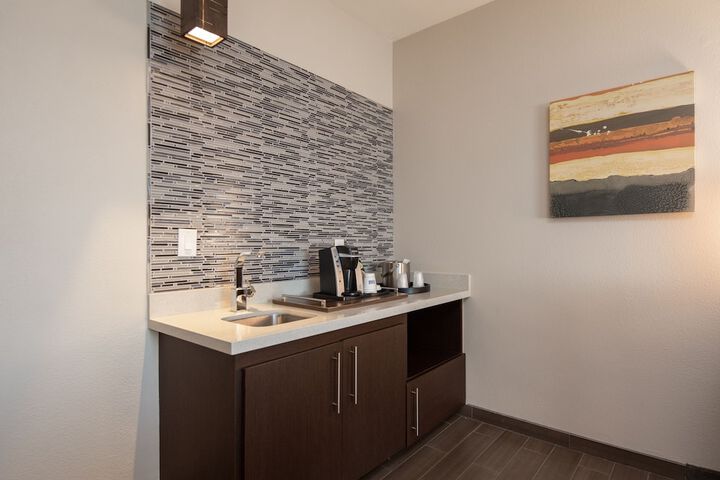 Private kitchenette