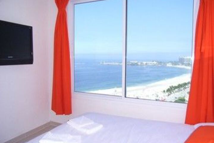 Room 6 of 27