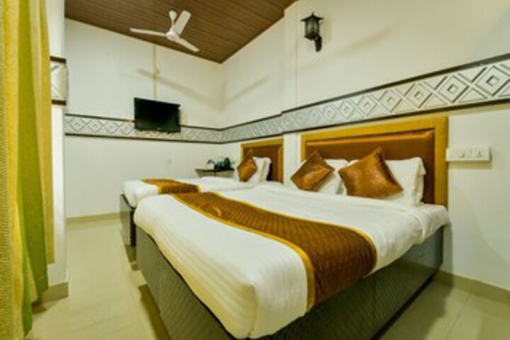 Room 26 of 28