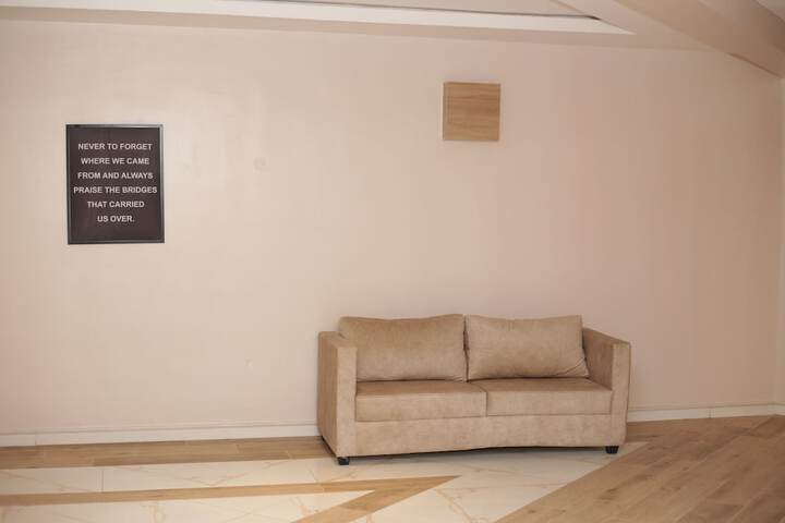 Room 21 of 44