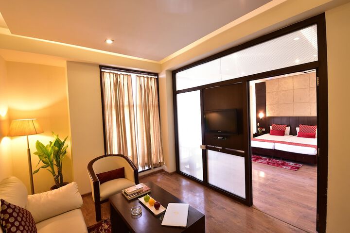 Room 13 of 51