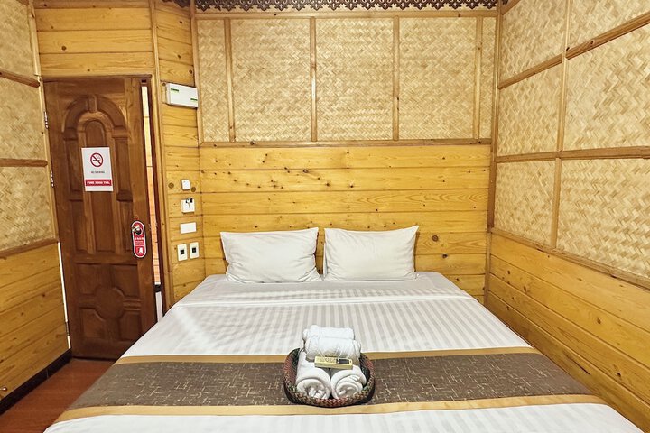 Room 9 of 44