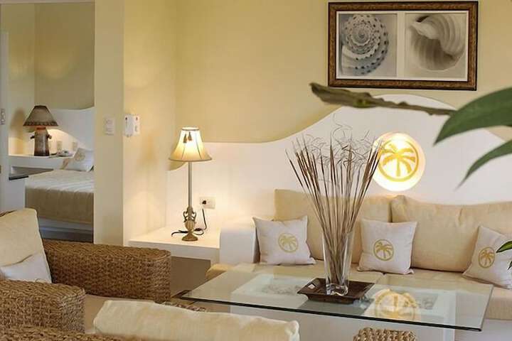 Room 8 of 15
