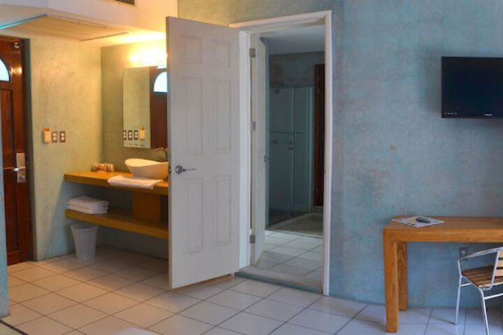 Room 31 of 51