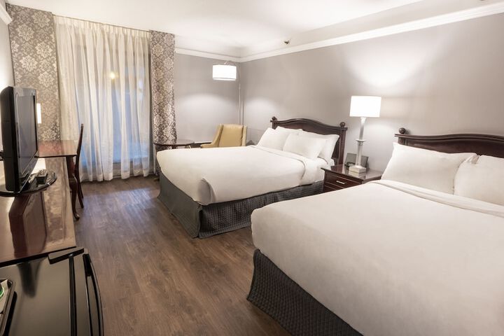 Room 32 of 132