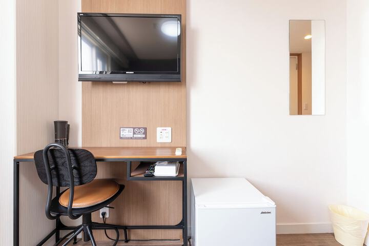 Room 19 of 29