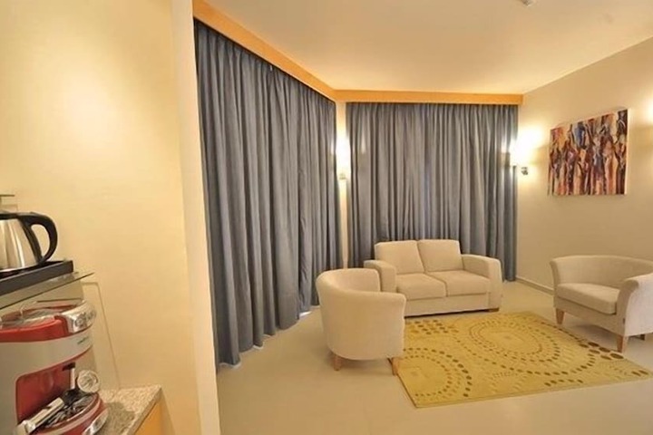 Room 20 of 66