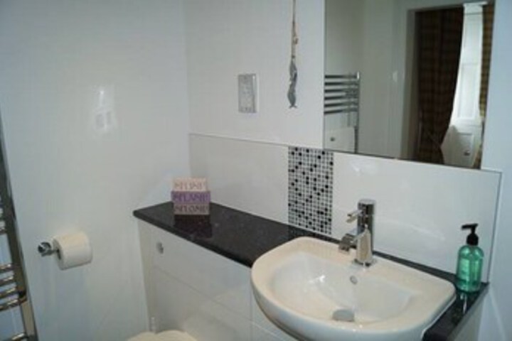 Room 3 of 15