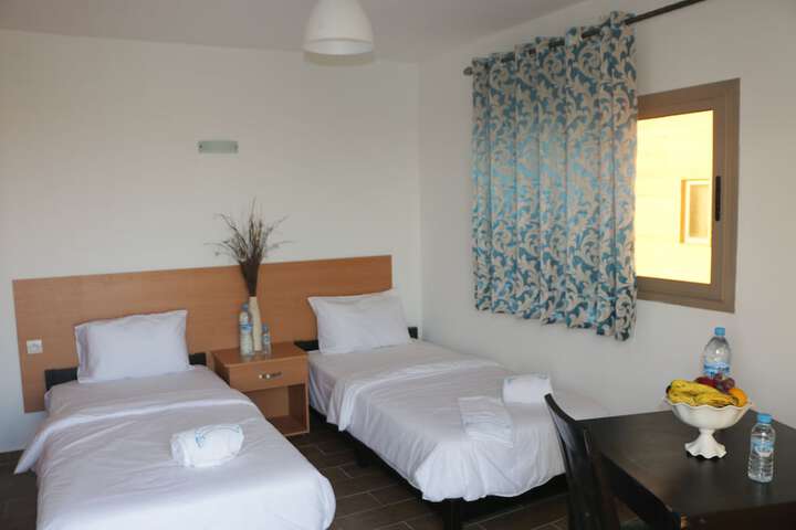 Room 5 of 63