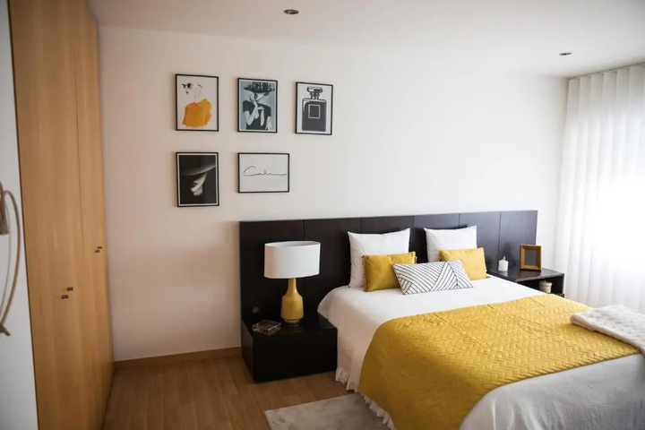 Room 7 of 19