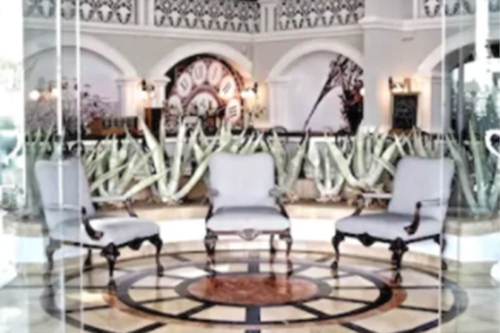 Lobby Photos