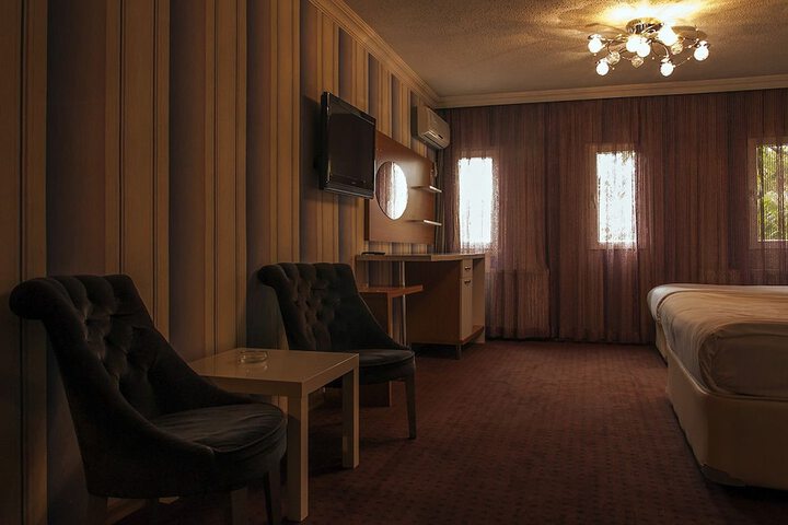 Room 20 of 36