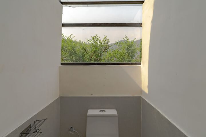 Room 14 of 36