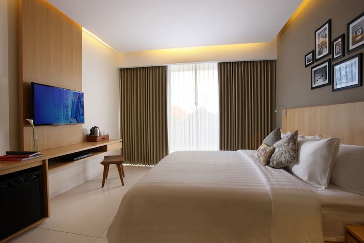 Room 6 of 46