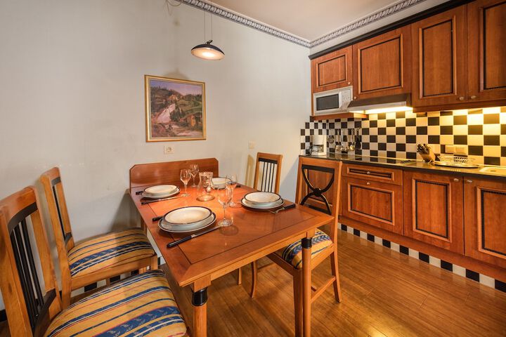 Dining Photos