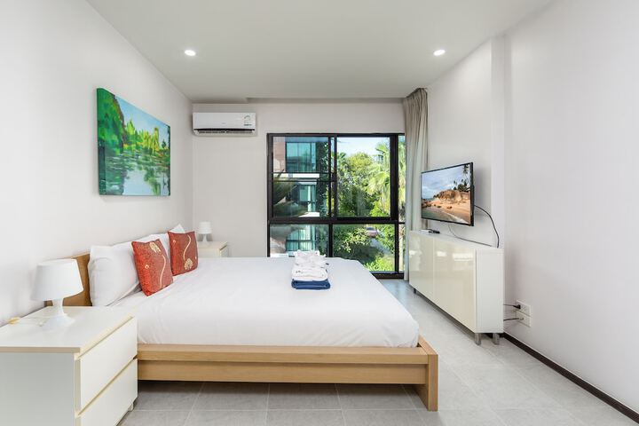 Room 25 of 151