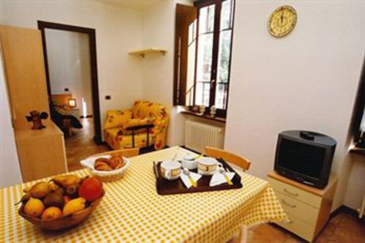 Room 17 of 17