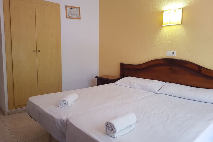 Room 15 of 49