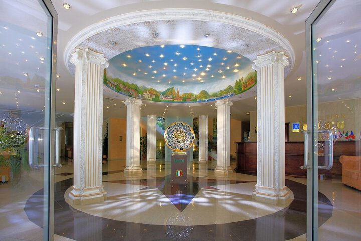 Hotel 3 of 70