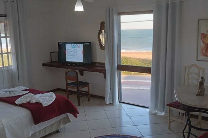 Room 5 of 60