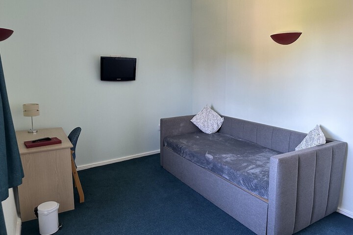 Room 21 of 56