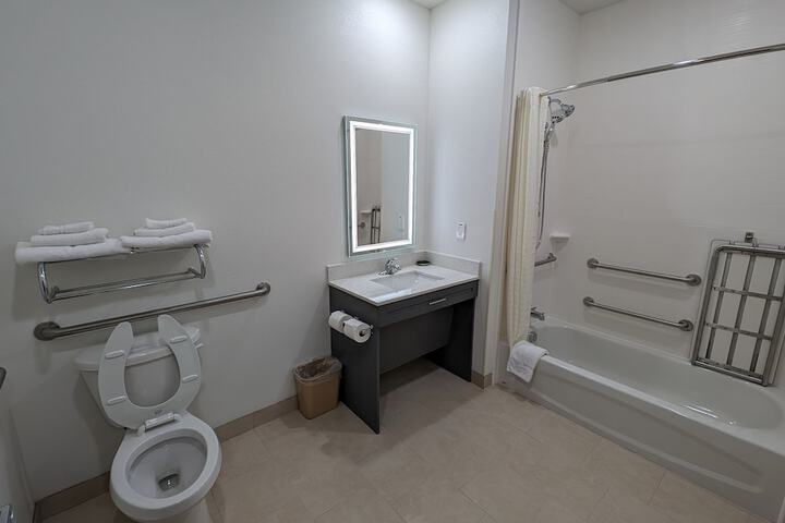 Room 45 of 63