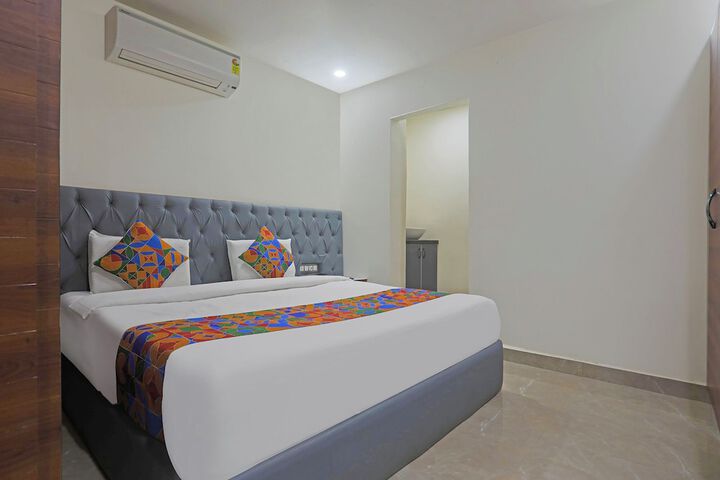 Room 16 of 31