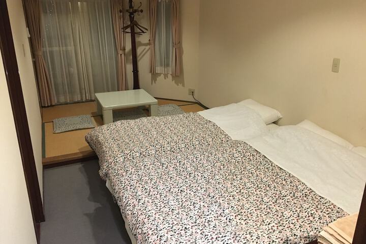 Room 11 of 69