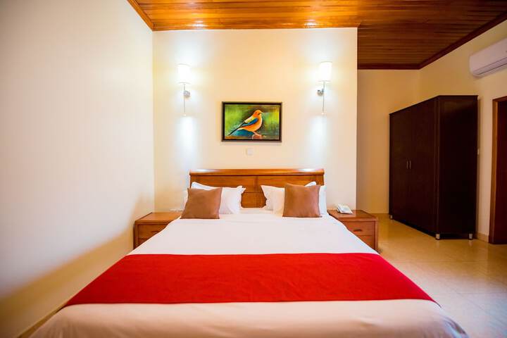 Room 6 of 45