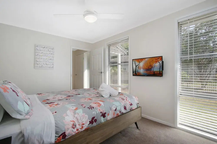 Room 3 of 12