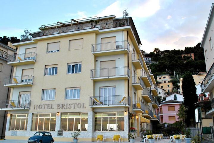 Hotel 53 of 57