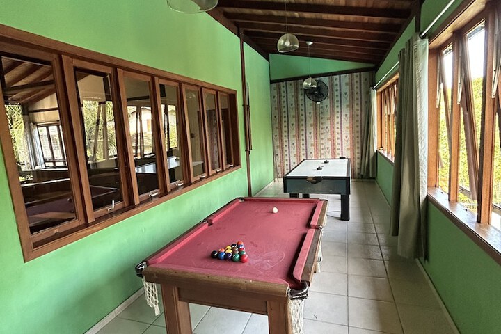 Room 30 of 43