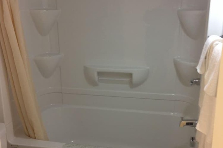 Room 18 of 22