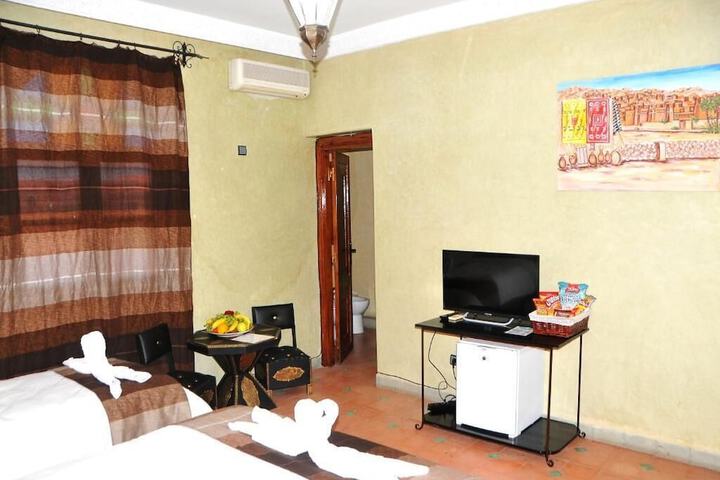 Room 2 of 57