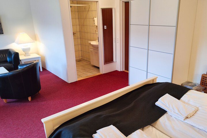 Room 19 of 110