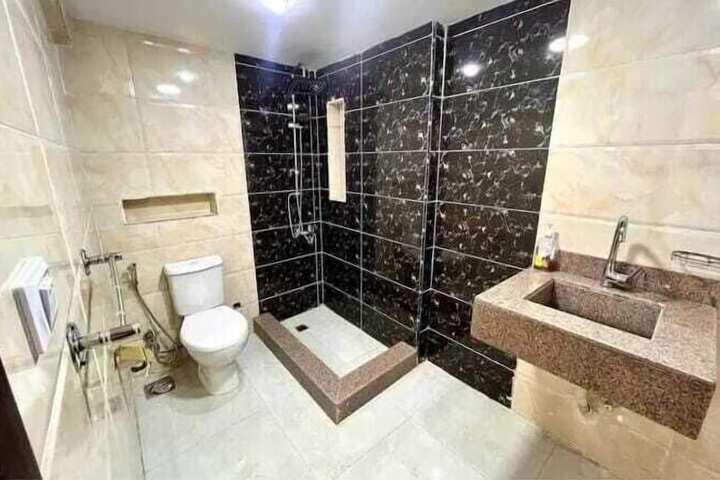 Room 15 of 21