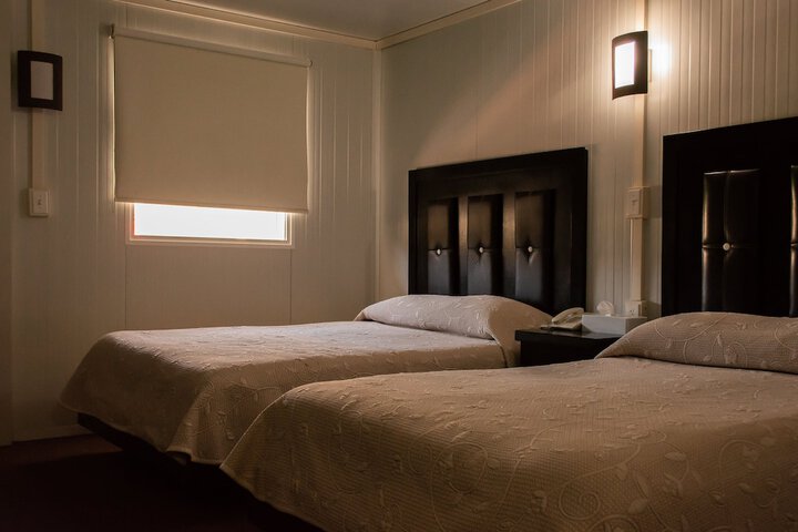 Room 20 of 39