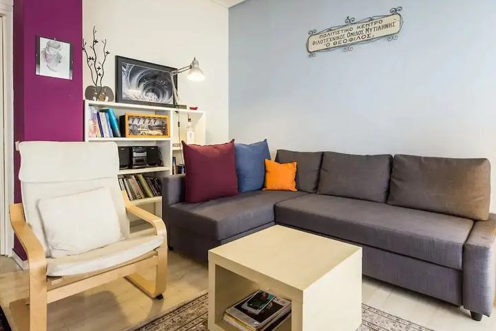 Room 3 of 21