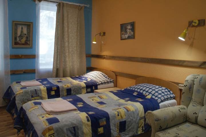 Room 20 of 93