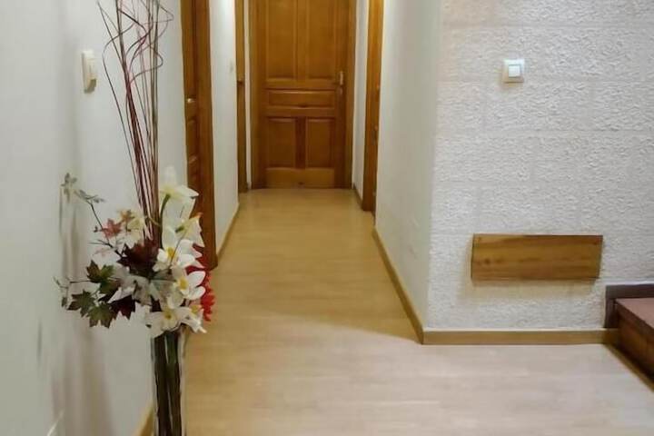 Room 10 of 25