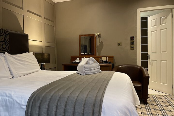Room 12 of 35