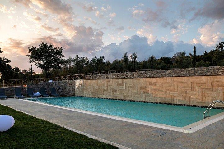 Pool Hotel
