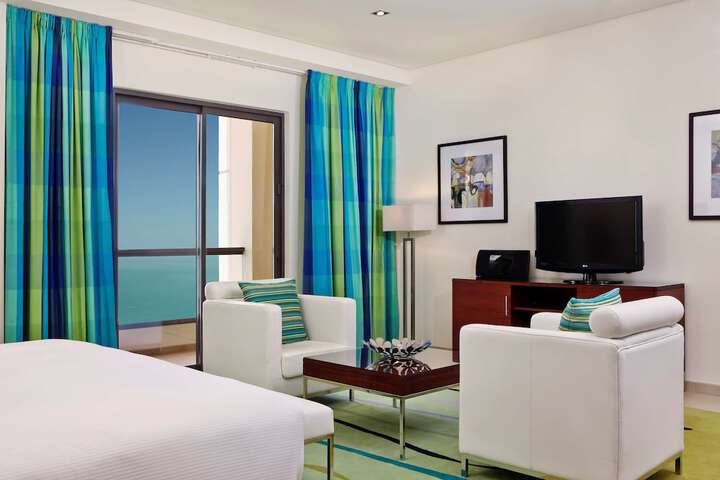 Room 48 of 199