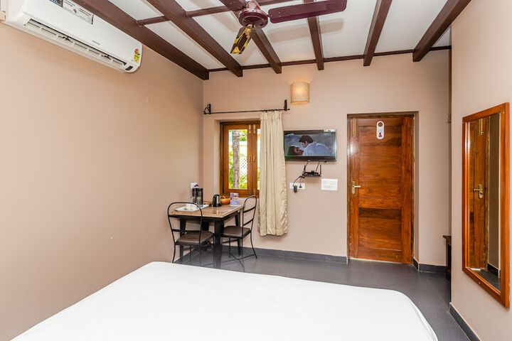 Room 16 of 125