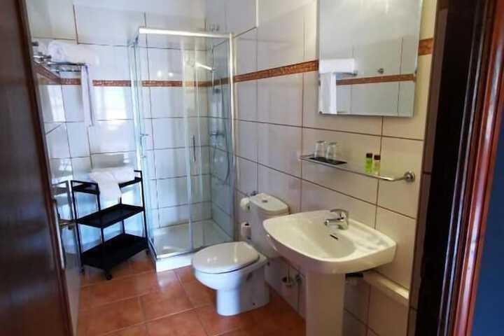 Room 16 of 41