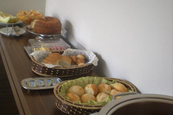 Dining 40 of 56