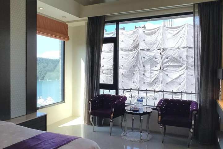 Room 4 of 45