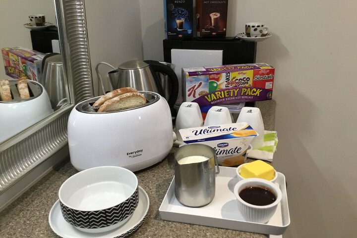 Breakfast/Coffee Service 13 of 28